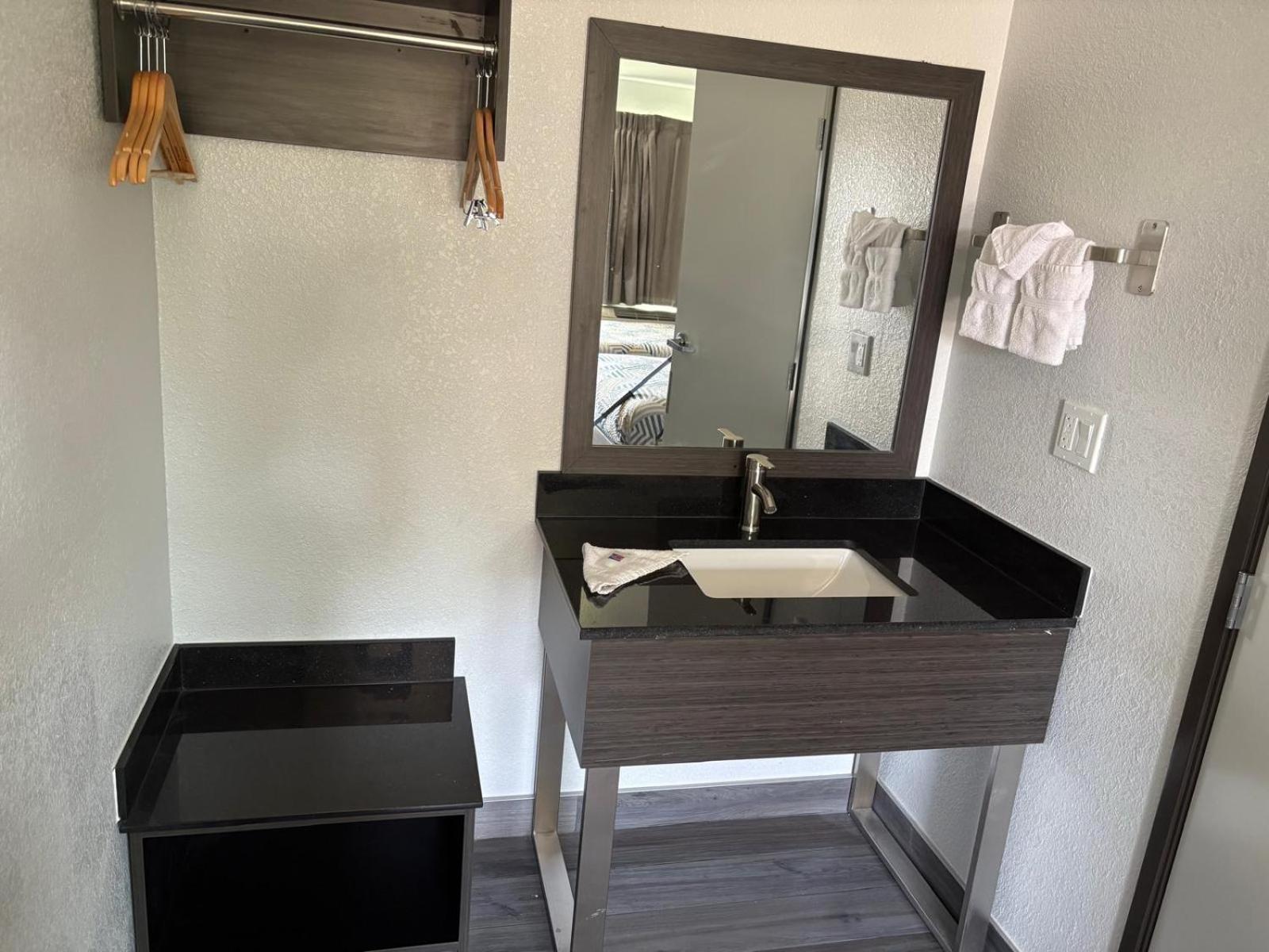 Motel 6-San Bernardino, Ca - North Serrano Village Buitenkant foto